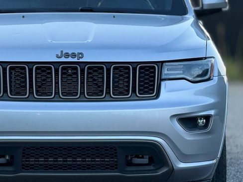 Used 2017 Jeep Grand Cherokee Limited 75th Anniversary AWD/4WD image 12