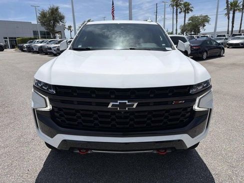 Used 2023 Chevrolet Suburban Z71 w/ Luxury Package AWD/4WD image 6