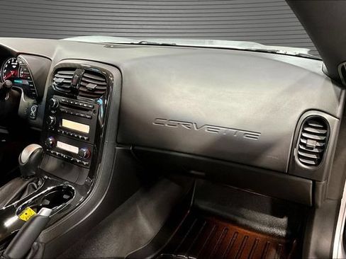 Used 2013 Chevrolet Corvette Grand Sport RWD image 19