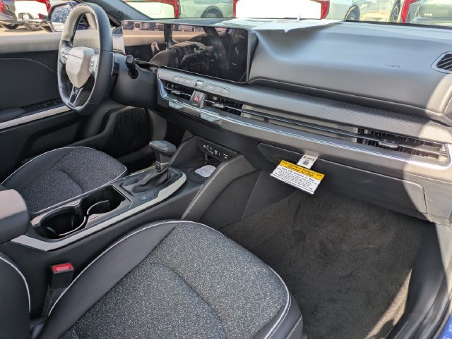 Certified 2025 Kia K4 GT-Line w/ GT-Line Sunroof Package FWD image 12