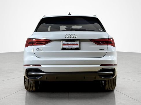 Used 2022 Audi Q3 2.0T Premium Plus AWD/4WD image 4