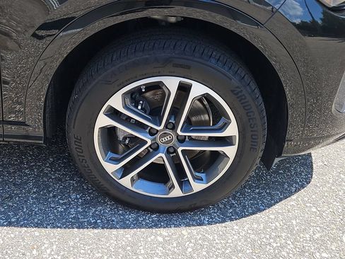 Certified 2025 Audi Q5 Premium w/ Convenience Package AWD/4WD image 9