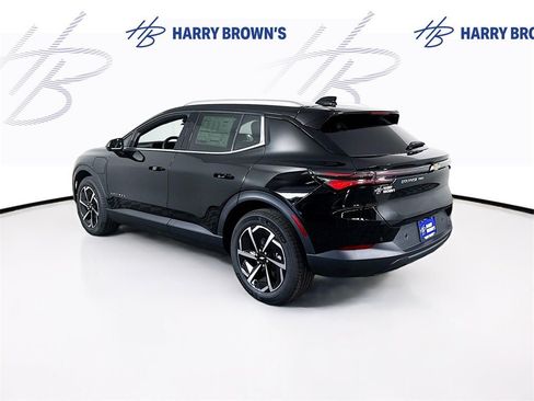 New 2026 Chevrolet Equinox EV LT image 29