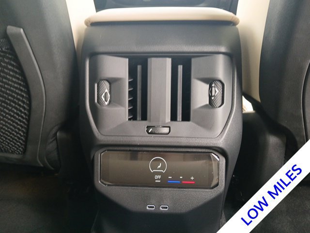 Used 2025 BMW X3 xDrive30i w/ Convenience Package AWD/4WD image 14