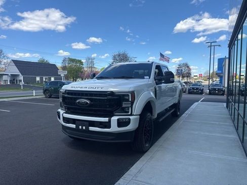 Used 2022 Ford F250 Lariat w/ Black Appearance Package AWD/4WD image 6