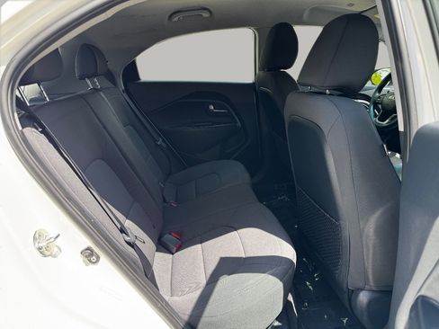 Used 2015 Kia Rio EX FWD image 19