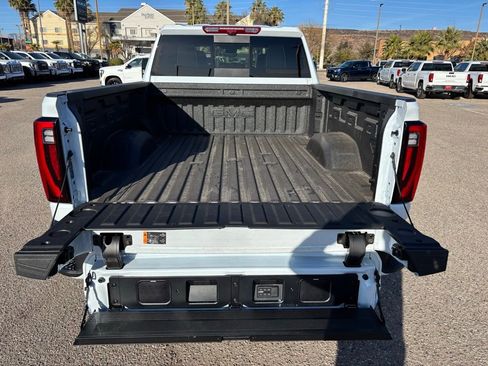 New 2026 GMC Sierra 3500 Denali Ultimate image 7