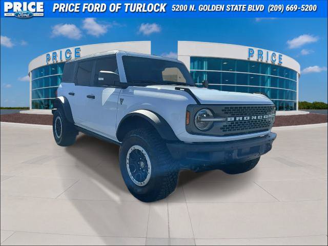 Certified 2022 Ford Bronco 4-Door AWD/4WD image 3