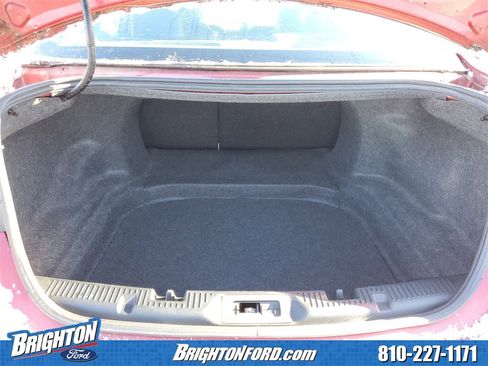 Used 2016 Ford Taurus Limited image 7