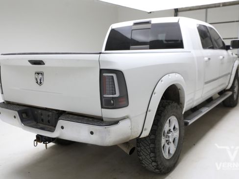 Used 2015 RAM 2500 Laramie w/ Cold Weather Group image 4
