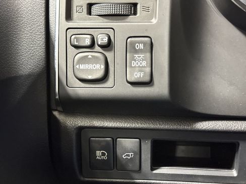 Used 2020 Toyota Sequoia TRD Pro AWD/4WD image 19