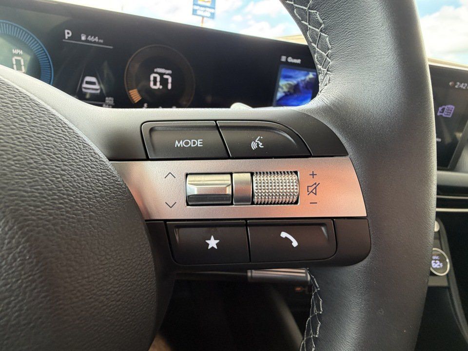 Used 2026 Hyundai Sonata SEL FWD image 15