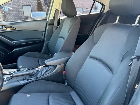 Used 2016 MAZDA MAZDA3 i Sport image 12