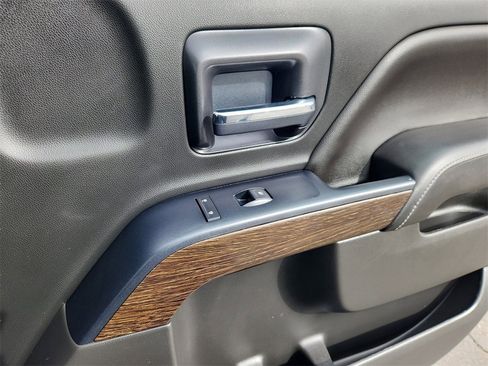 Used 2018 GMC Sierra 1500 Denali w/ Denali Ultimate Package image 16