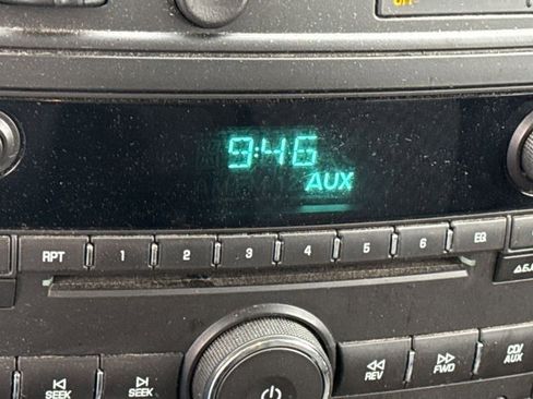 Used 2010 Chevrolet HHR LS image 10