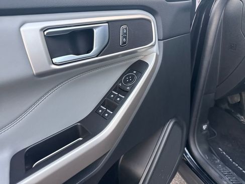 Used 2023 Ford Explorer XLT w/ Equipment Group 202A image 33