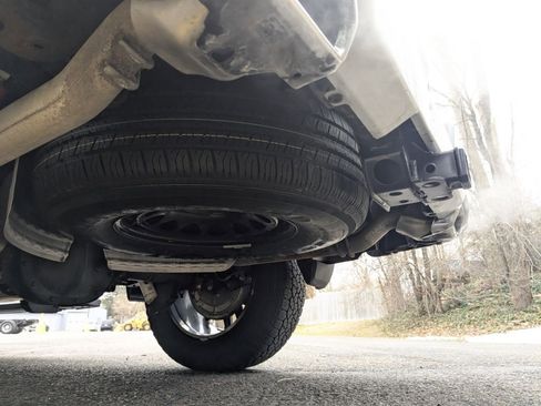 Used 2022 GMC Sierra 1500 Elevation w/ Preferred Package image 39