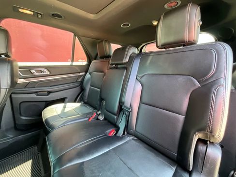 Used 2016 Ford Explorer Limited w/ Equipment Group 301A AWD/4WD image 12