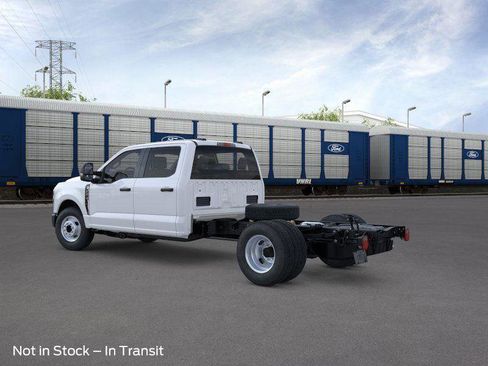 New 2026 Ford F350 XL image 4