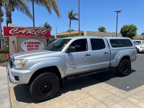 Used 2013 Toyota Tacoma PreRunner w/ SR5 Pkg RWD image 5