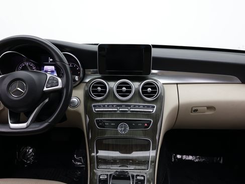 Used 2015 Mercedes-Benz C 300 4MATIC Sedan image 29