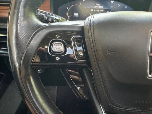 Used 2020 Lincoln Aviator Reserve w/ Equipment Group 201A AWD/4WD image 17