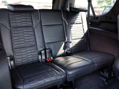 Used 2021 Cadillac Escalade ESV Sport Platinum AWD/4WD image 28