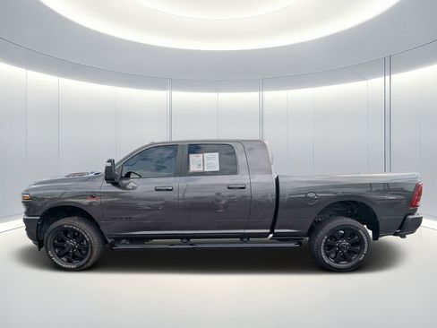 Used 2025 RAM 2500 Laramie w/ Night Edition AWD/4WD image 7