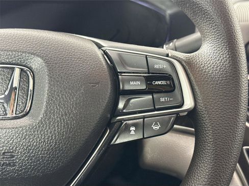 Used 2019 Honda Accord EX image 18