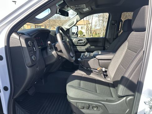 Certified 2026 Chevrolet Silverado 2500 Custom w/ Custom Value Package image 16