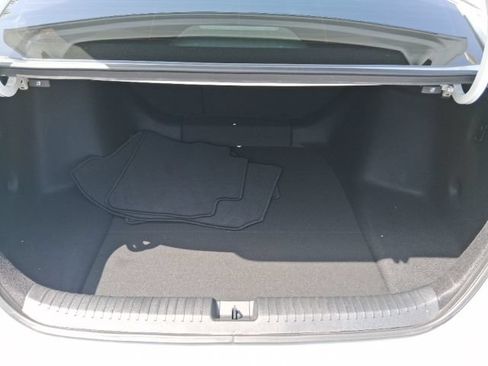 Used 2025 Honda Accord Touring image 6