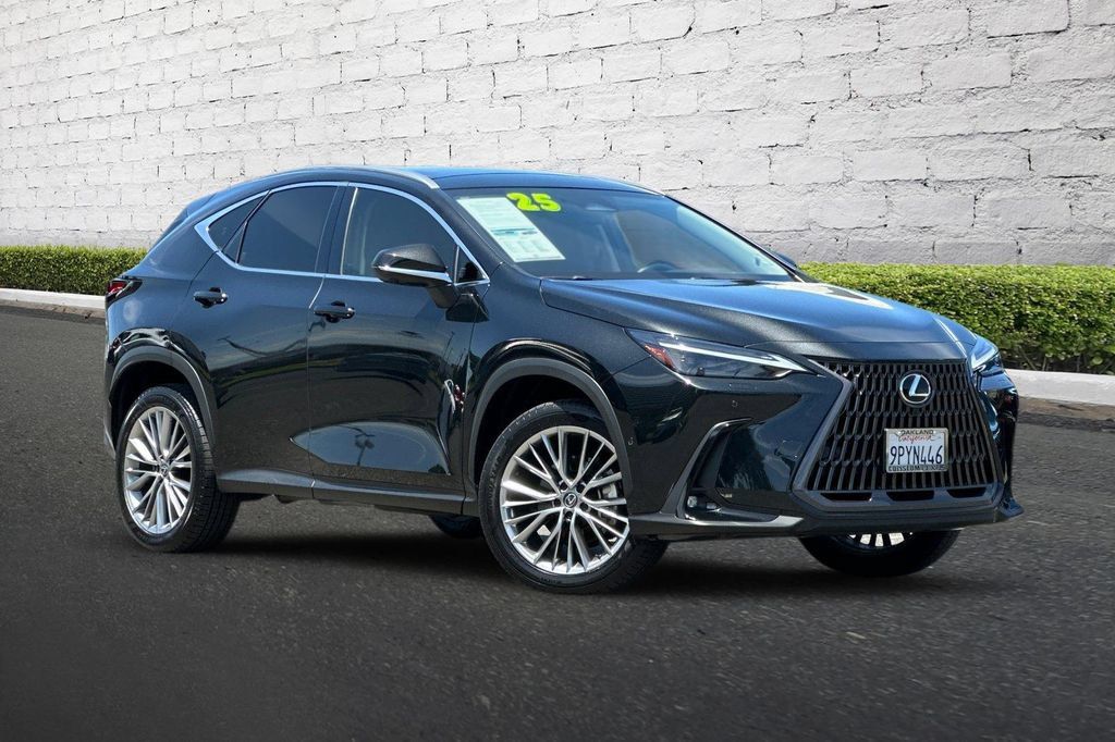 Used 2025 Lexus NX 350h AWD w/ Accessory Package (2T) image 2