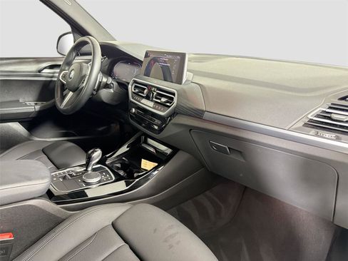 Certified 2024 BMW X3 xDrive30i w/ M Sport Package image 30