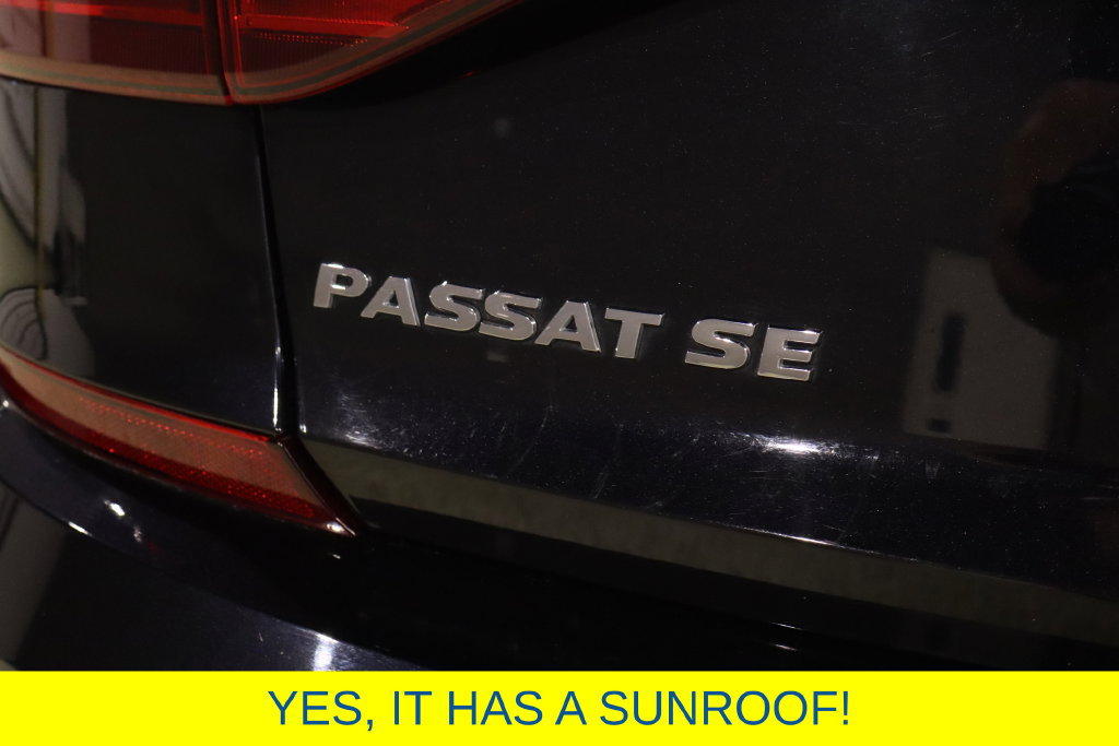 Used 2018 Volkswagen Passat 2.0T SE FWD image 11