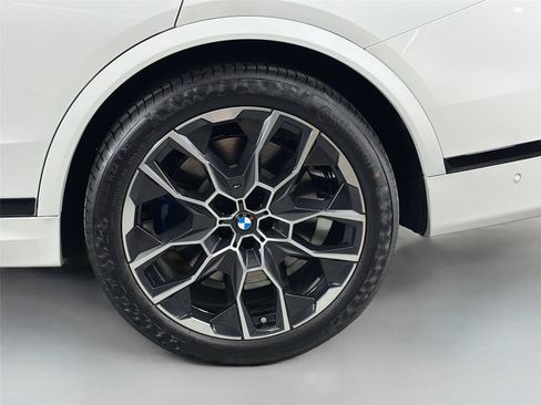 New 2027 BMW X7 M60i AWD/4WD image 31