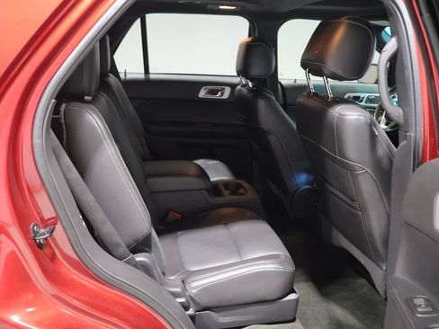 Used 2015 Ford Explorer Sport w/ Equipment Group 401A AWD/4WD image 21