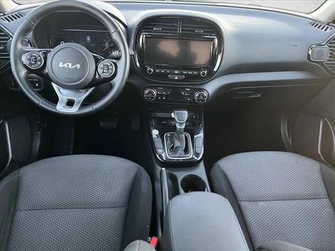 Used 2022 Kia Soul X-Line image 12