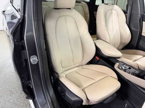 Used 2018 BMW X1 xDrive28i w/ Convenience Package AWD/4WD image 25