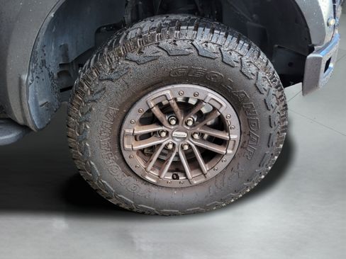 Used 2020 Ford F150 Raptor w/ Equipment Group 802A Luxury AWD/4WD image 30