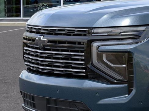 New 2025 Chevrolet Suburban High Country image 13
