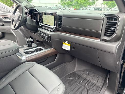 New 2026 GMC Sierra 1500 SLT AWD/4WD image 45