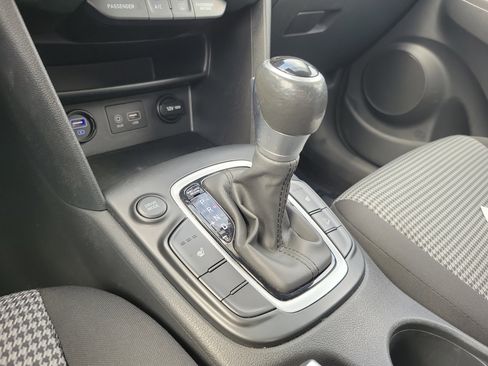 Used 2020 Hyundai Kona SEL image 21