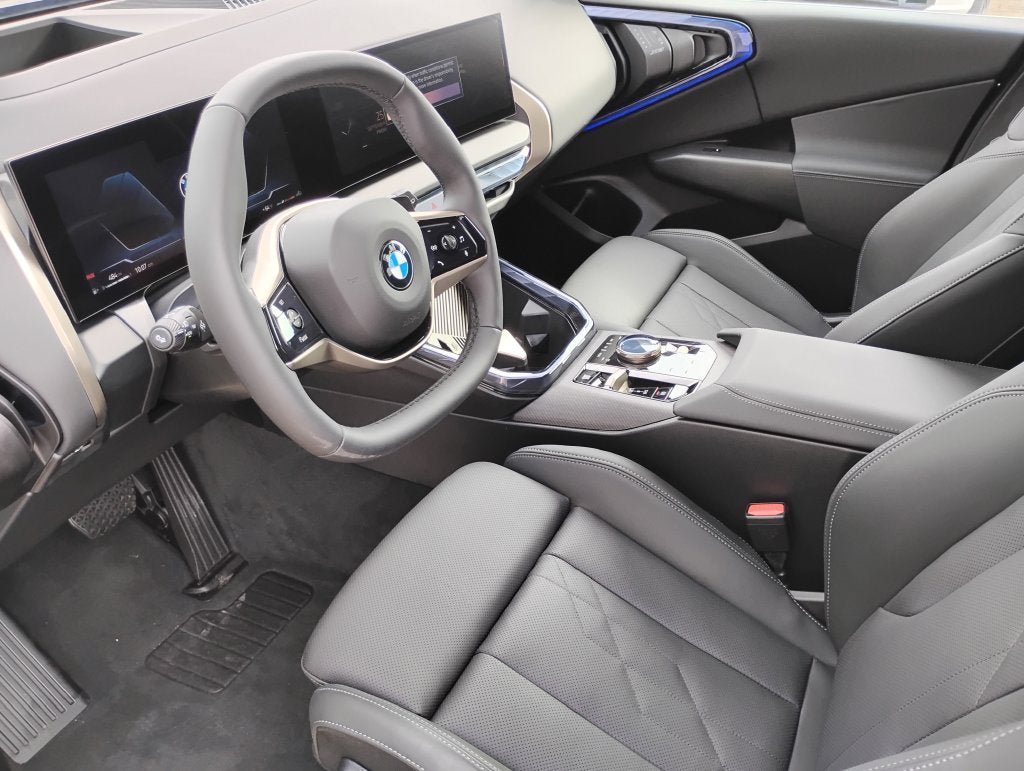 Used 2025 BMW X3 xDrive30i w/ Premium Package AWD/4WD image 11