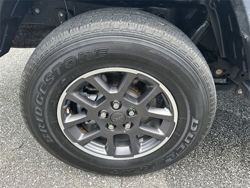 Used 2020 Jeep Gladiator Overland image 17