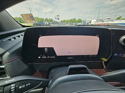 Used 2024 Chevrolet Traverse RS image 17