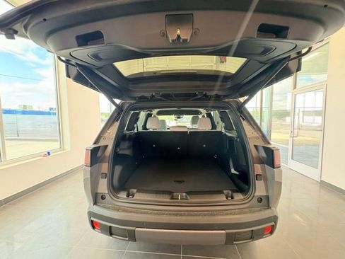 New 2026 Jeep Cherokee Limited AWD/4WD image 28