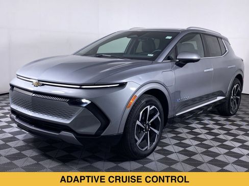 Certified 2024 Chevrolet Equinox EV LT FWD image 16