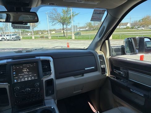 Used 2017 RAM 2500 Longhorn w/ Cold Weather Group image 46