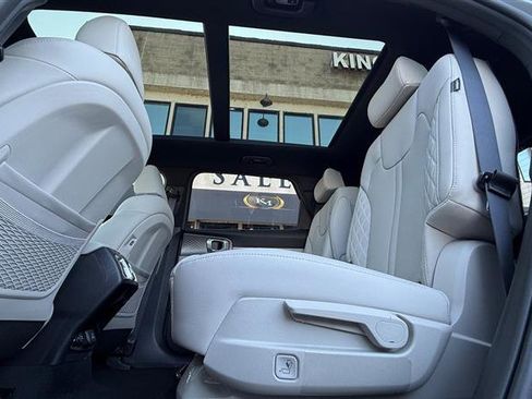 Used 2025 Kia Sorento SX Prestige image 20