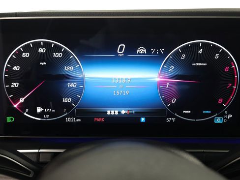 Used 2024 Mercedes-Benz GLE 450 4MATIC w/ AMG Line Exterior image 14